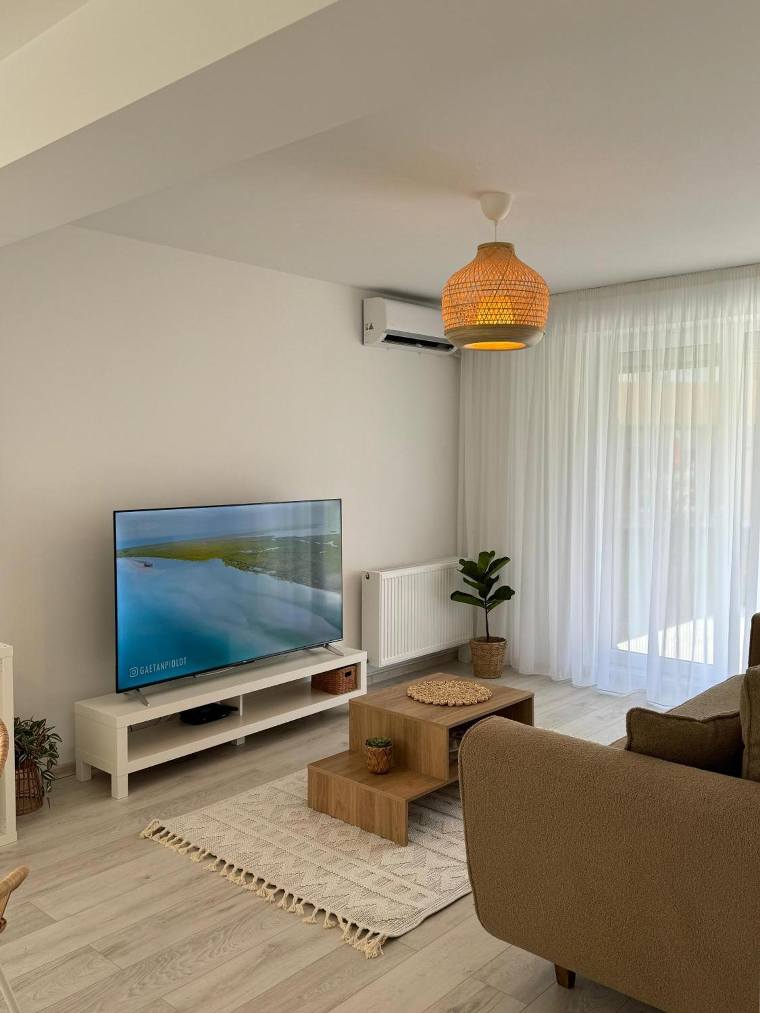 Libertatii Gardens Poolside Airport&Therme Otopeni Dış mekan fotoğraf